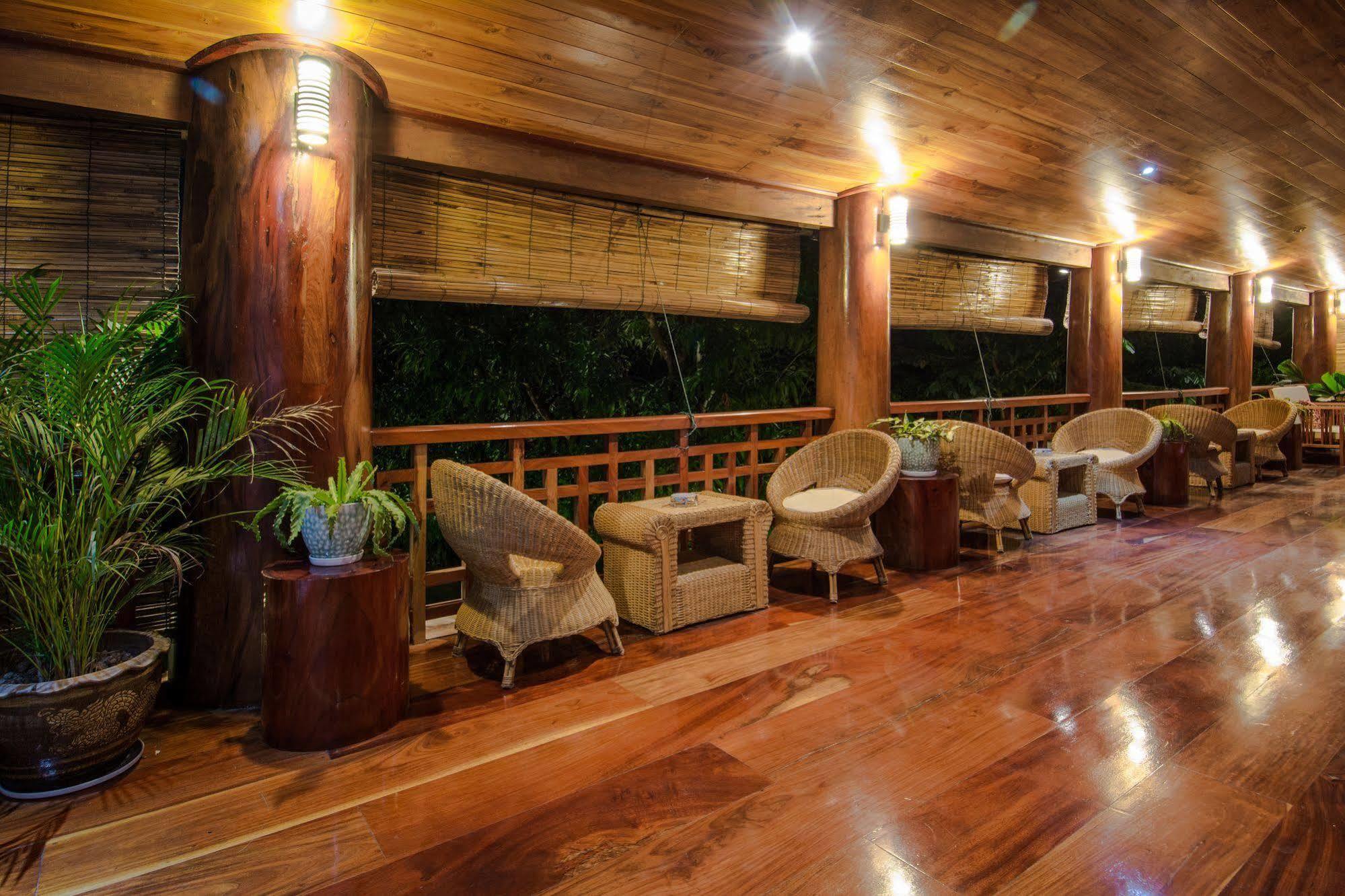 Villa Ang Thong Luang Prabang Buitenkant foto